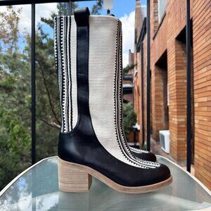 New Free People Amambaih Julia Heeled Fabric Boots White Black Womens 8 / EUR 38